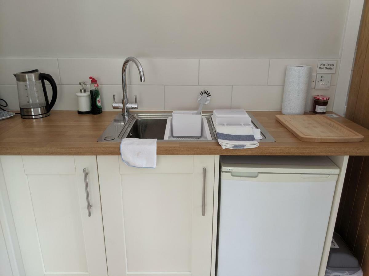 Rose Barn Apartment West Lavington Ngoại thất bức ảnh